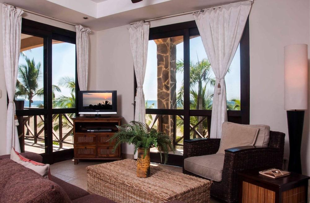 Bahia Encantada Beach Front Proyect, Jaco Paradise المظهر الخارجي الصورة